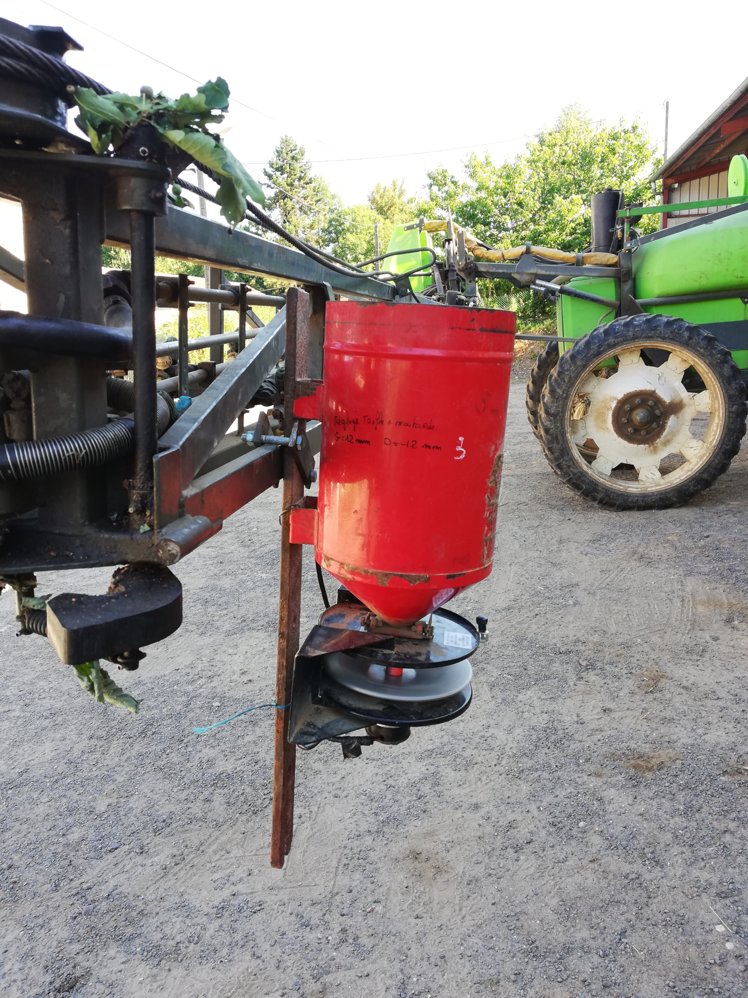 L’atout de cette technique par rapport à l’utilisation d’un matériel spécifique est son faible investissement